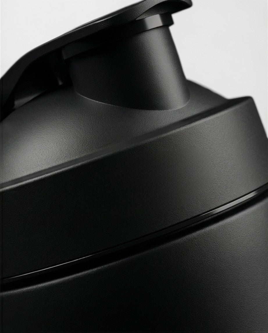 Coqueteleira Térmica com Misturador Hiddra 700ml - Preto