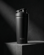 Coqueteleira Térmica com Misturador Hiddra 700ml - Preto