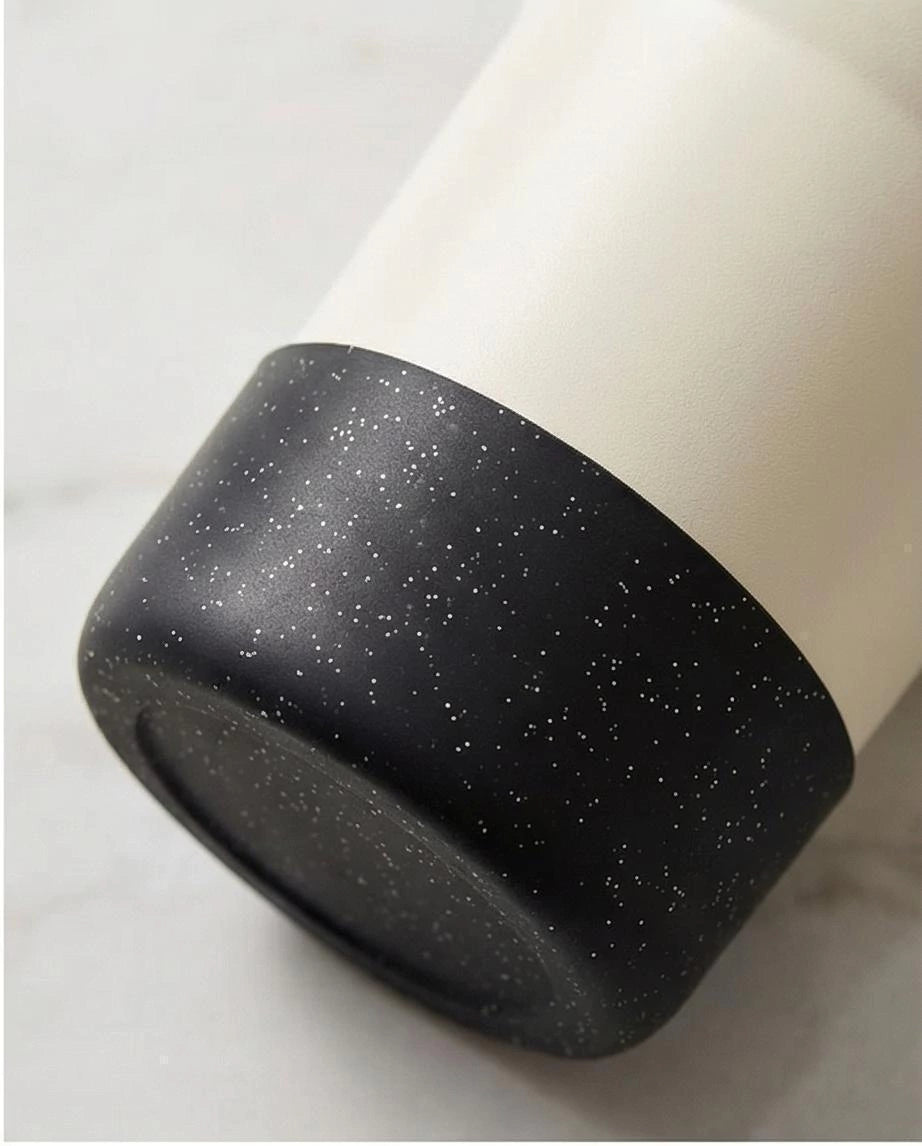 Protetor de Garrafa ou Copo Brilhante de Silicone Tamanho 7,5cm | Preto