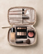 Necessaire Aveludada Matelassê 2 Bolsos com Zíper | Creme